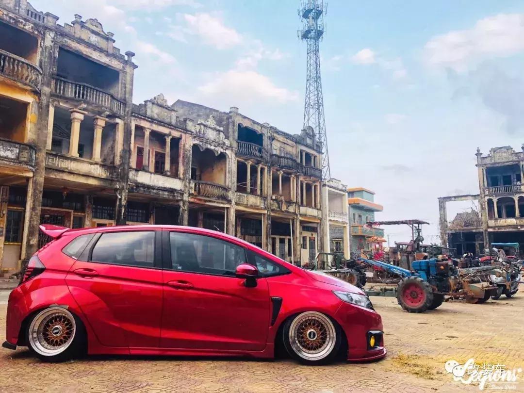 车友把本田超跑GK5改得一身骚气，定制改件更是独一无二！