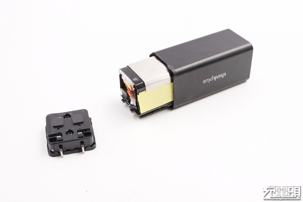 联想口红氮化镓充电器,联想氮化镓充电器对比测评