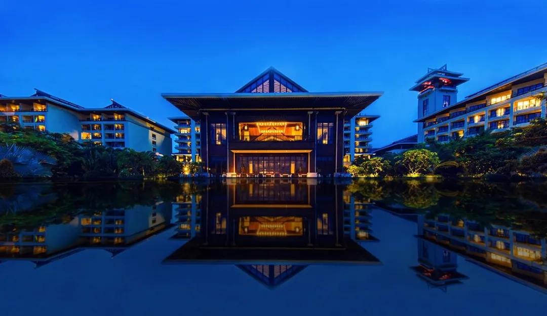 系出名门的融旅饭店