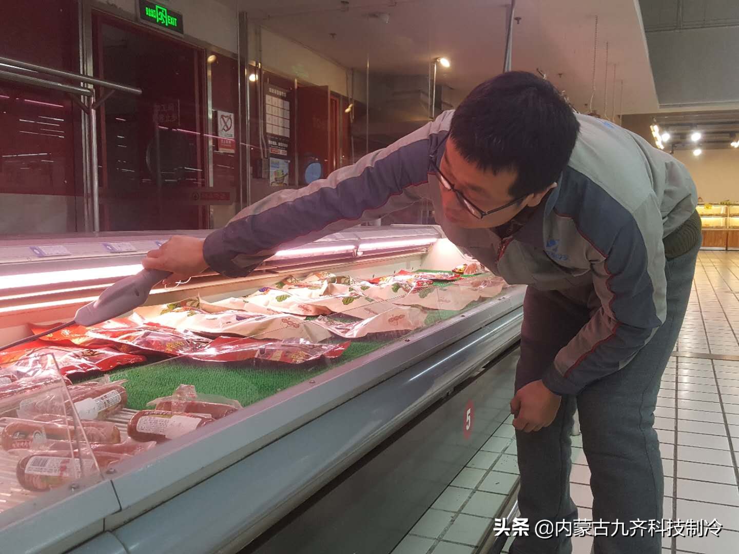 商超冰柜怎么看耗电量,商用冰箱跑电是什么原因