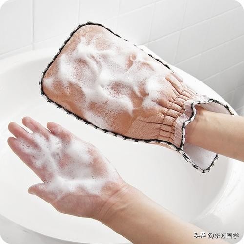 夏天洗澡什么姿势最好,夏天什么水洗澡好