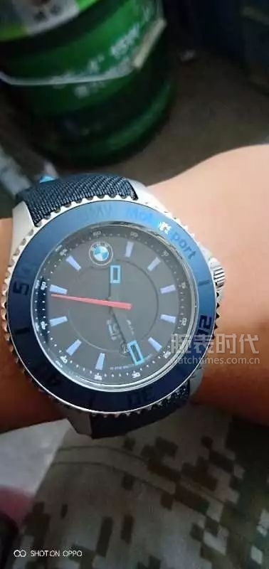 第一块表是石英还是机械,第一块表便宜