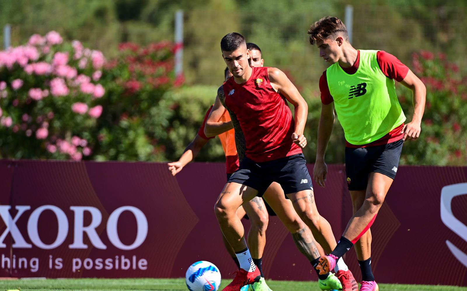 穆里尼奥罗马状态回暖,穆里尼奥重塑后防