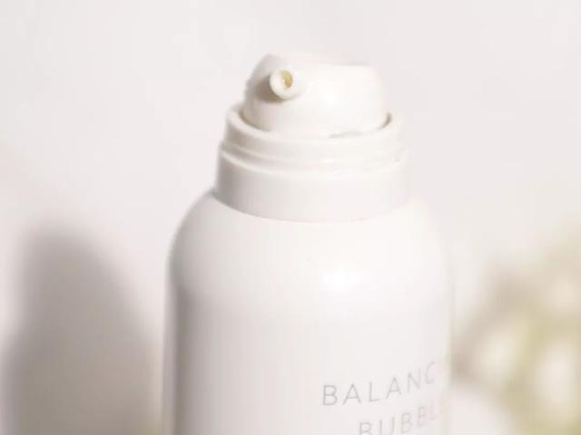 如何选择安全的洗面奶 (洗面奶该怎么选才好)