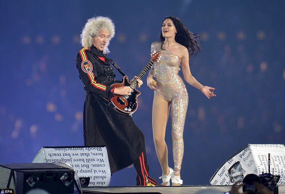 施华洛世奇花漾魔力寓意 (施华洛世奇的花样魔力)