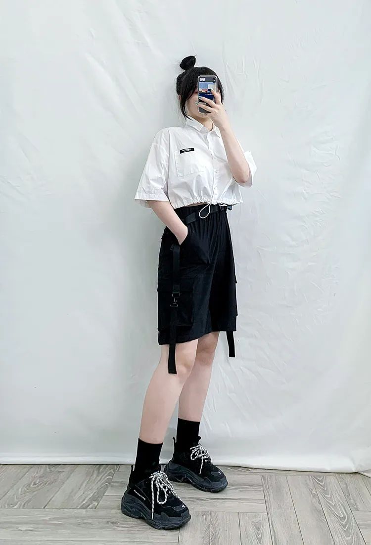 给大家推荐一款巨显腿瘦的短裤,夏天腿粗穿什么短裤子显瘦又时尚