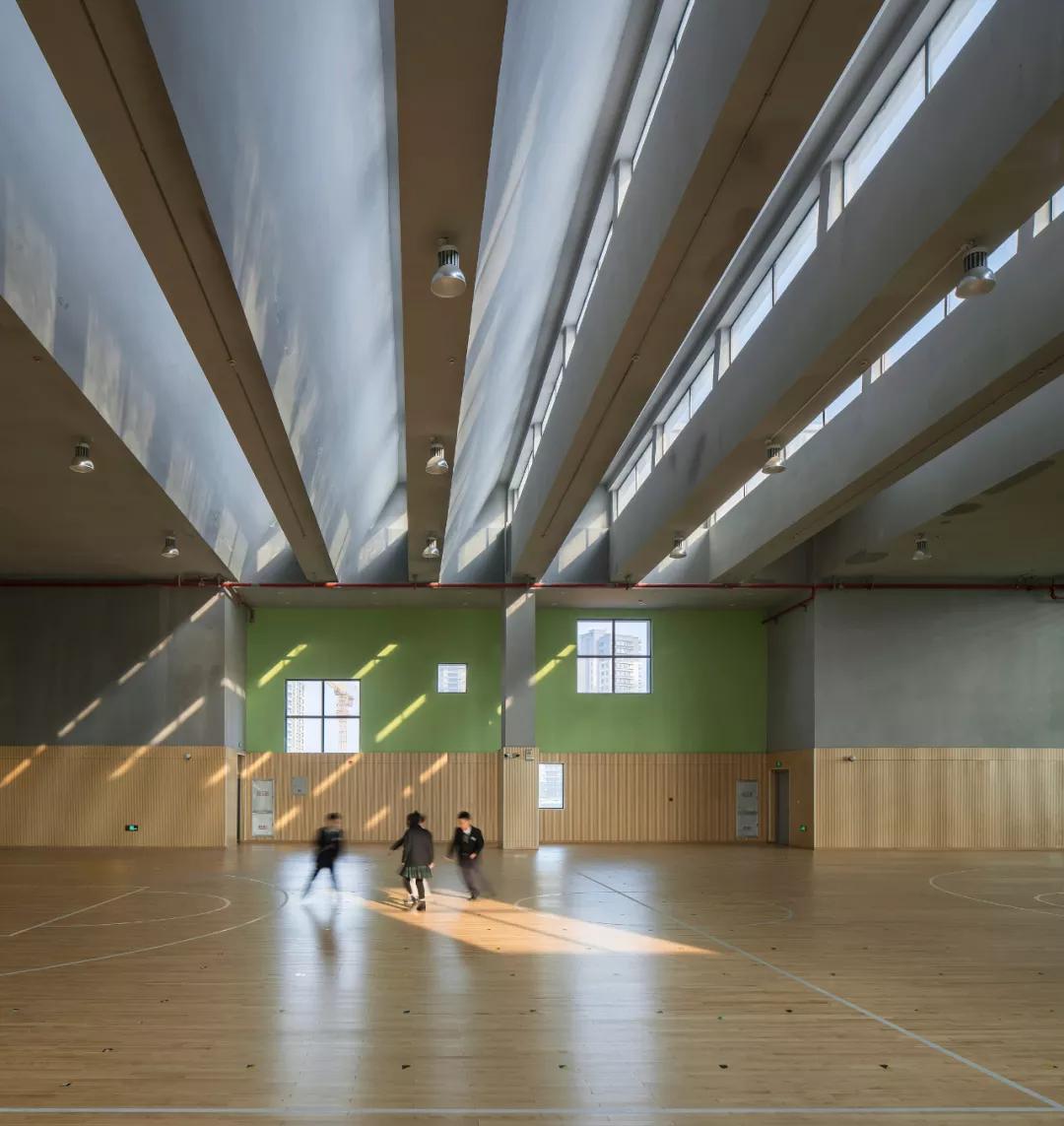 宁波杭州湾滨海小学后勤招聘,宁波杭州湾滨海小学学费