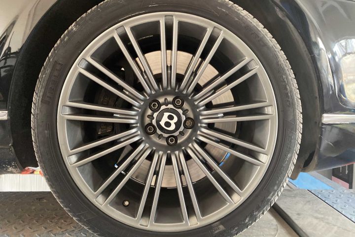 80万宾利飞驰,80万买台宾利