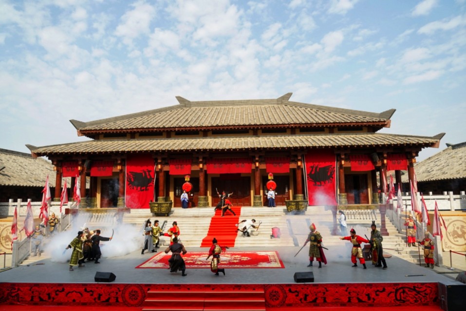 西安穿汉服拍外景的地方推荐,来西安穿汉服看演绎