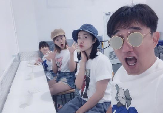 孙莉喜迎42岁生日！老公黄磊凌晨三点送祝福，祝福语简单且甜蜜