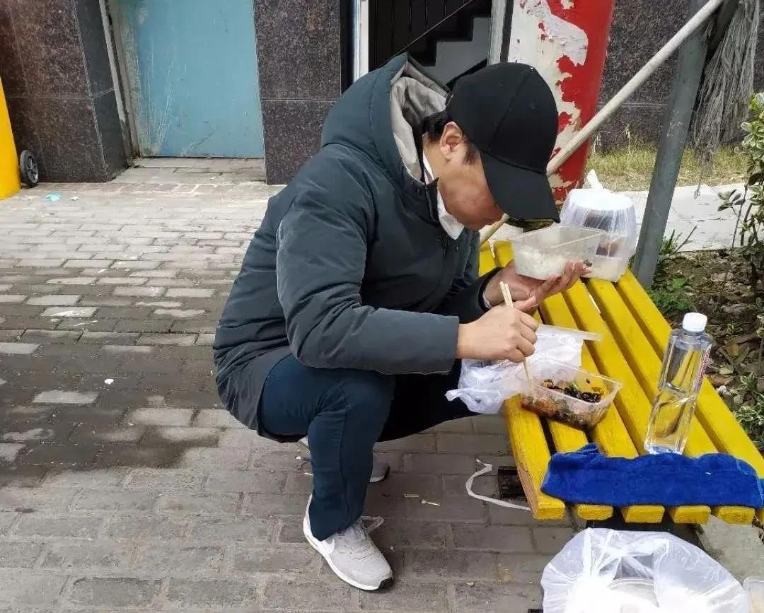 “白袍”法官,护你平安!|直通湖北