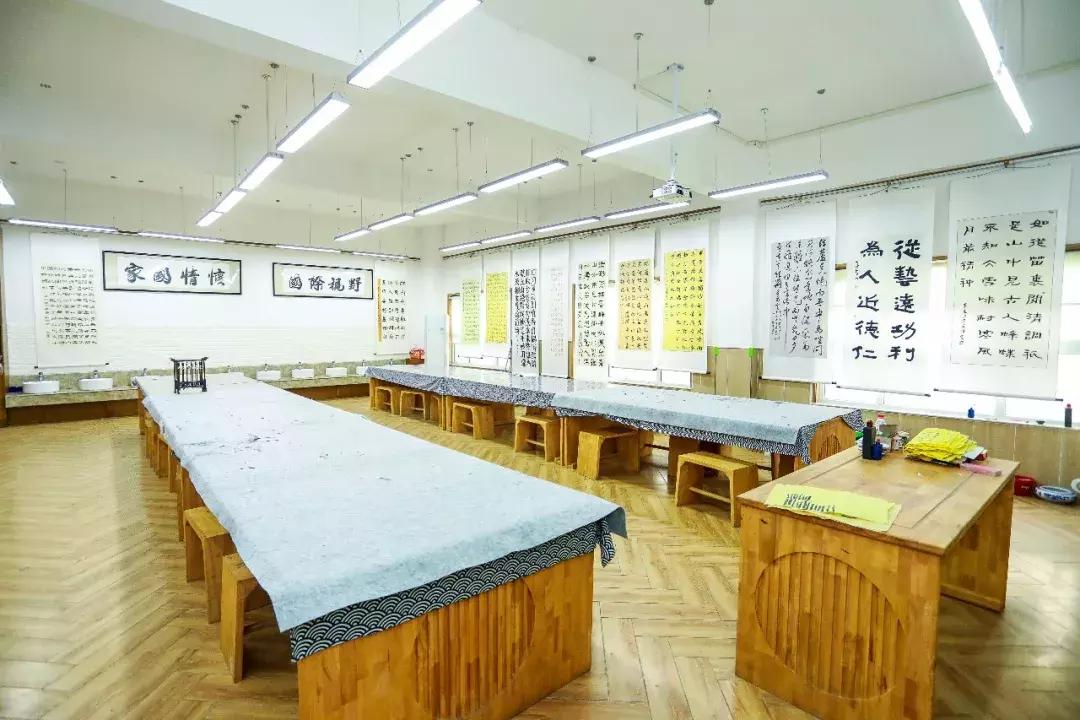 探校|金水区这家私立小学，竟敢说分数、兴趣双保证！