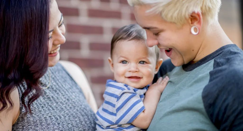 宝宝半岁有什么讲究,一岁半宝宝有什么特征和表现