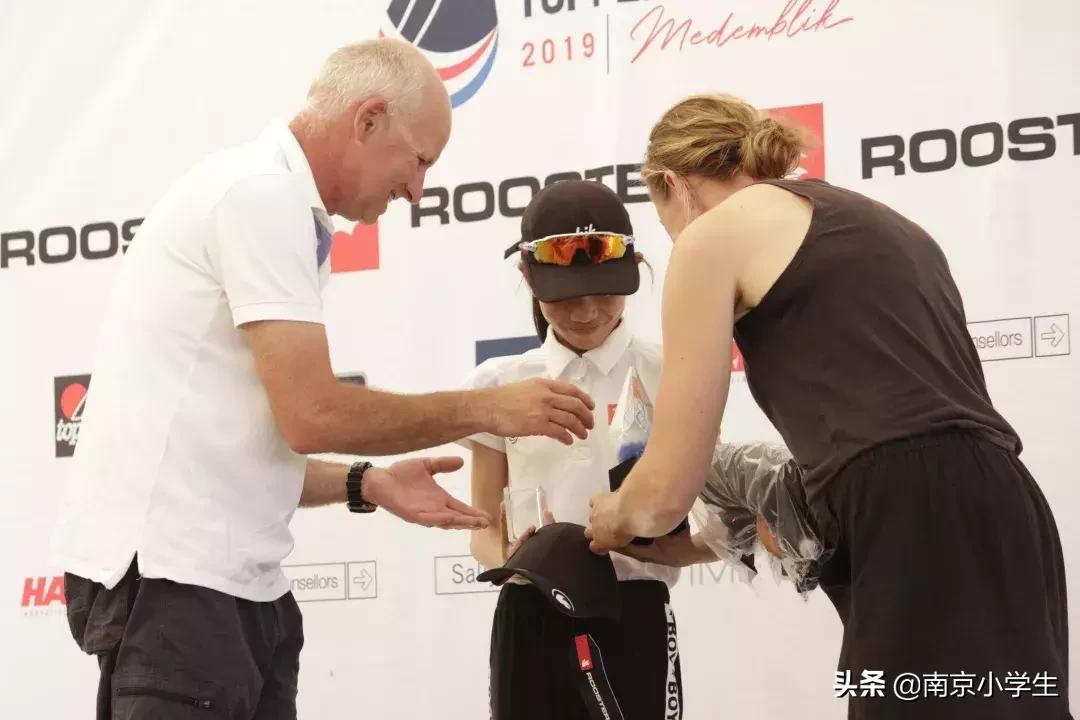 骄傲!游府西街小学又诞生了一个世界冠军