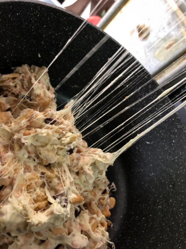 饼干吃不完可以做什么,饼干吃不完怎么做美食