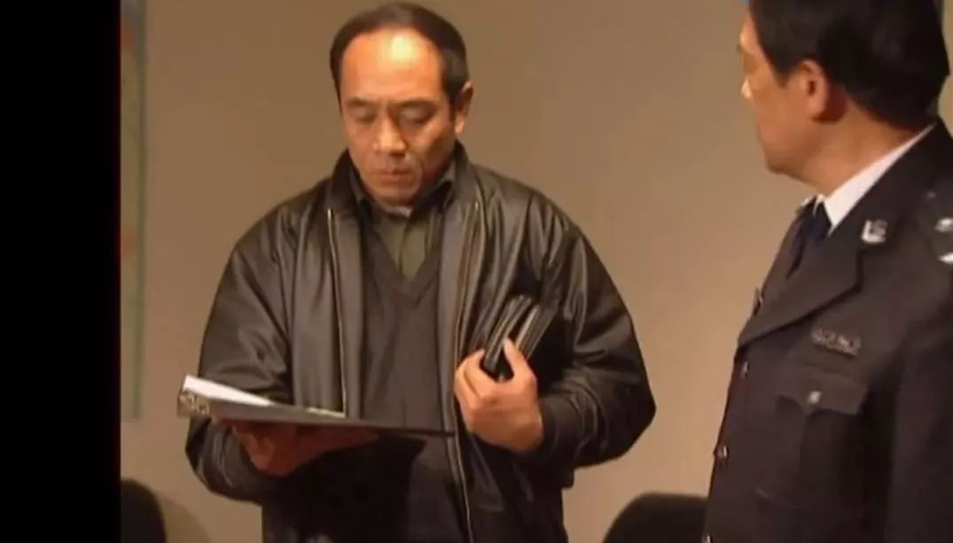 外国人学中国夹包,老外学中国人夹包