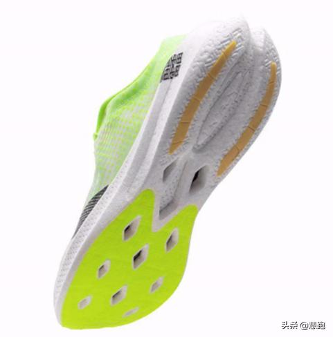 国产进阶跑鞋对比,国产顶级跑鞋横评