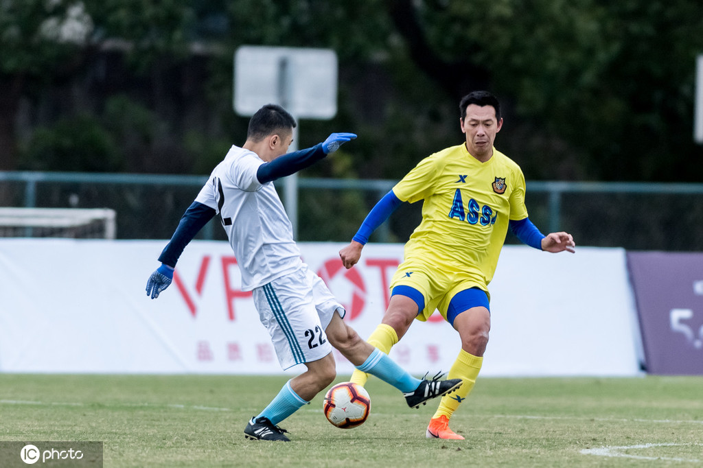 香港明星足球队谭咏麟1986,香港明星足球队谭咏麟进球