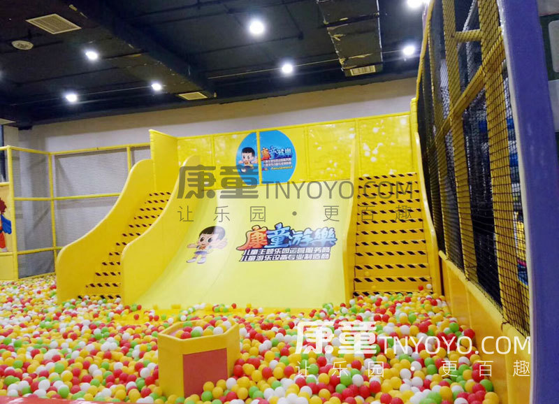 儿童游乐设备淘气堡需要多少钱,儿童乐园淘气堡设备发货