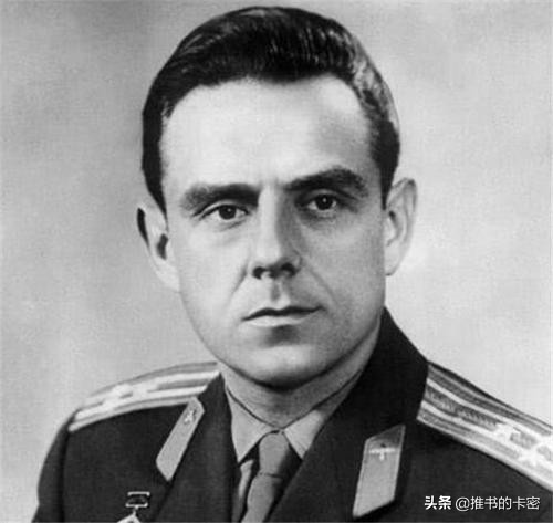 「课本辟谣」达芬奇画鸡蛋，旅鼠跳海自杀，你知道是假的吗？