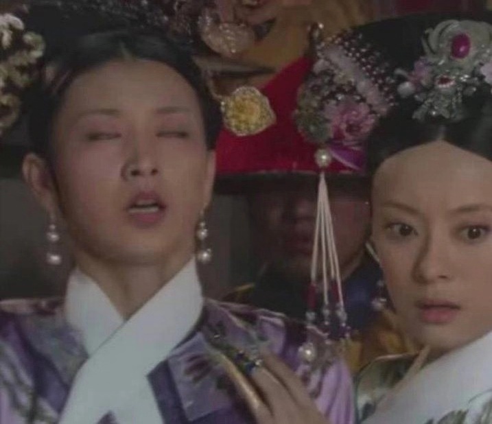 贾玲历年春晚回顾,贾玲春晚表情包动图