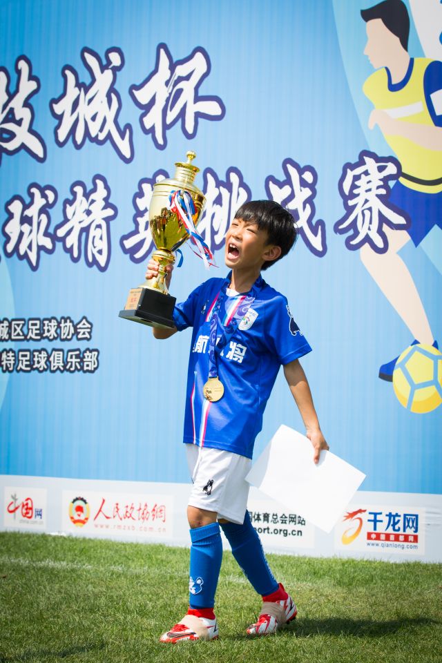 四川南充奥航足球俱乐部直播,南充奥航杯少儿足球比赛