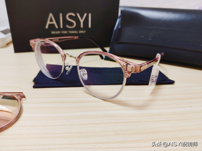 黑科技感光变色镜女,黑科技眼镜女款