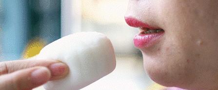 网红爆款猫山王榴莲月饼,高端榴莲猫山王榴莲冰皮月饼