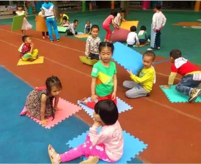 有趣适合和孩子玩的小游戏,幼儿好玩的律动游戏