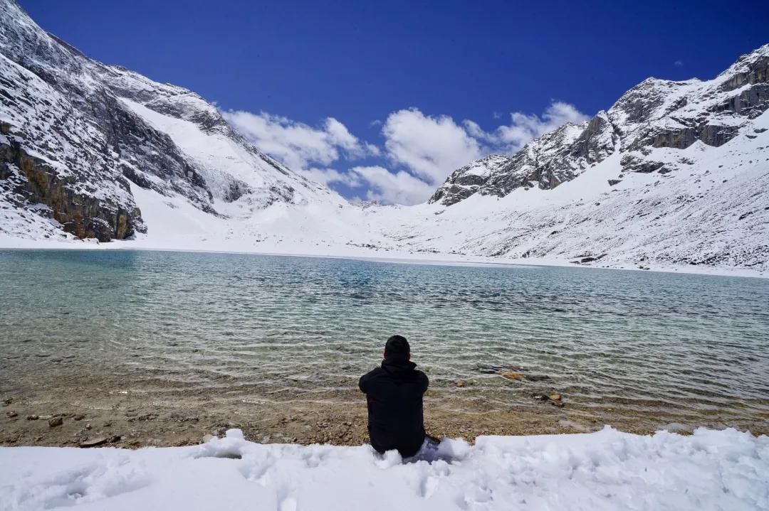 稻城亚丁这里有你想要的诗和远方,在稻城亚丁视频