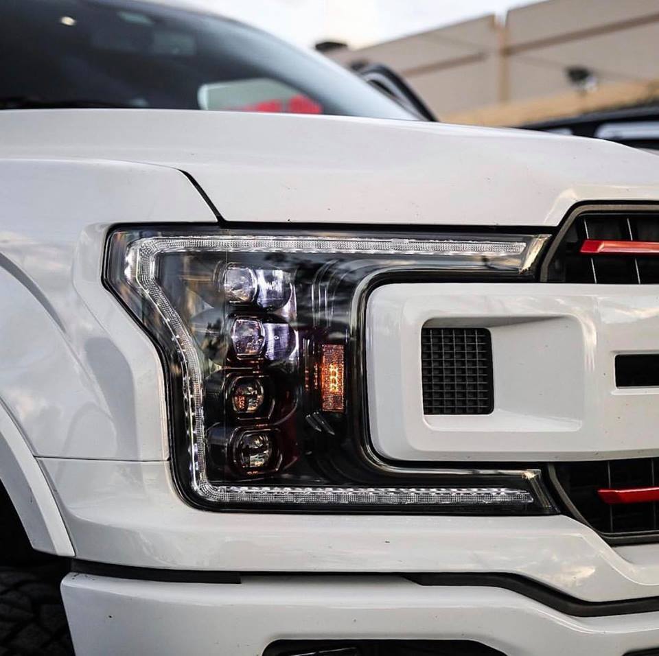 福特f1502021款街拍,雷神猛禽f150黑色