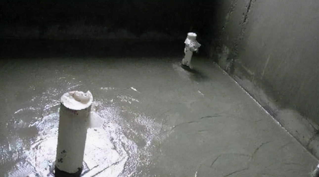 卫生间阳台漏水免砸砖做防水,阳台卫生间漏水用什么胶好