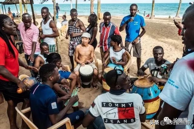 三个95后开五菱车,95后开着面包车环游世界