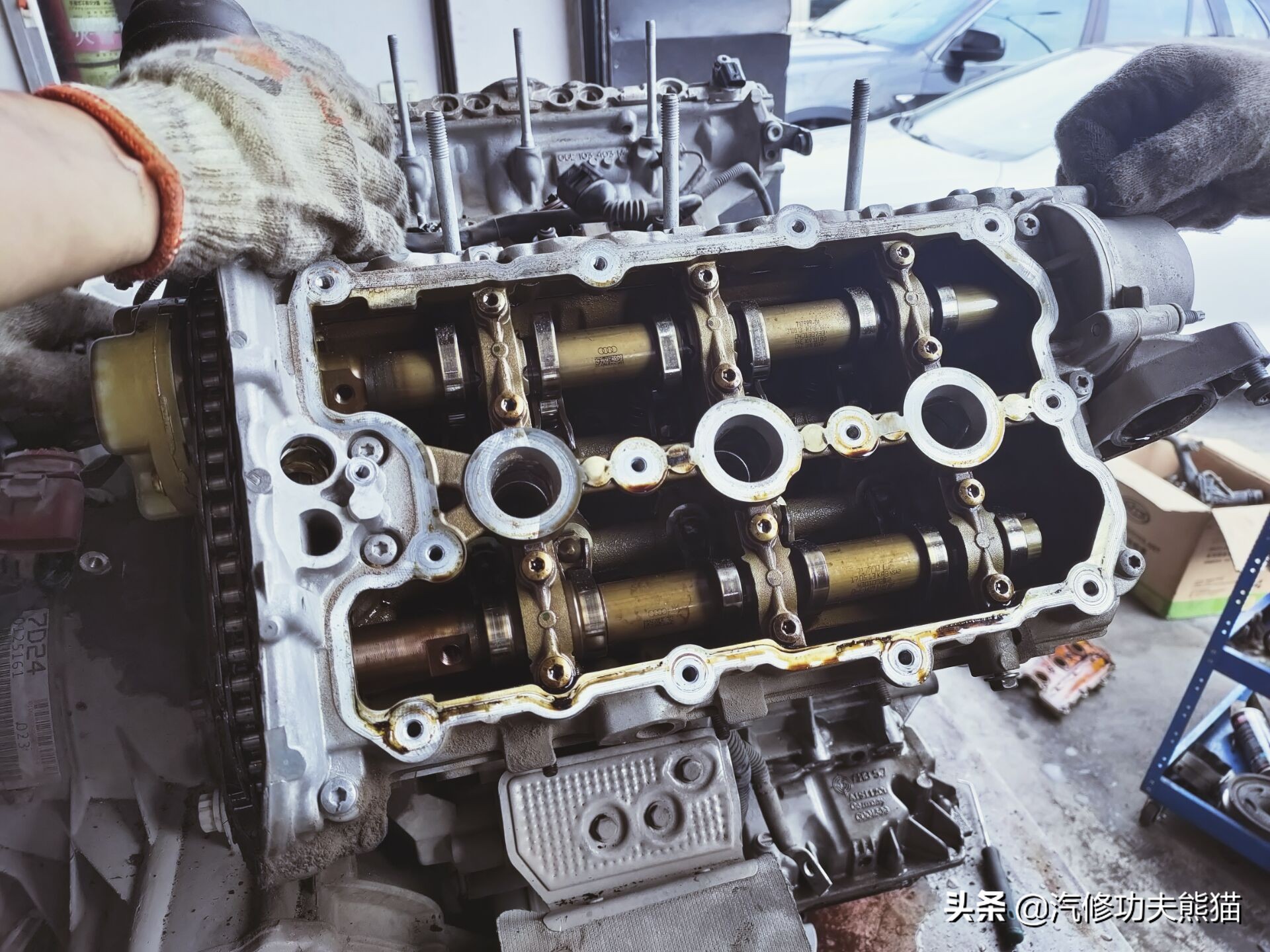 奥迪a8烧机油吗48v轻混,奥迪a8烧机油一千公里烧0.5正常吗