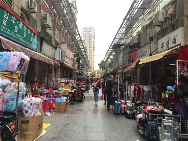厦门10元店小商品最全批发市场,厦门最大的小商品批发市场在哪里