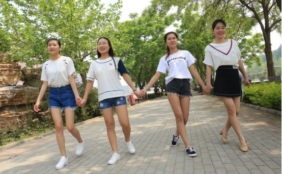 女生以后哪几种专业稳定吃香,女生适合学什么专业未来好找工作