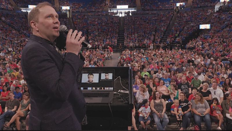 原来被当作“班级小丑”的那个男孩,现在怎么样了?