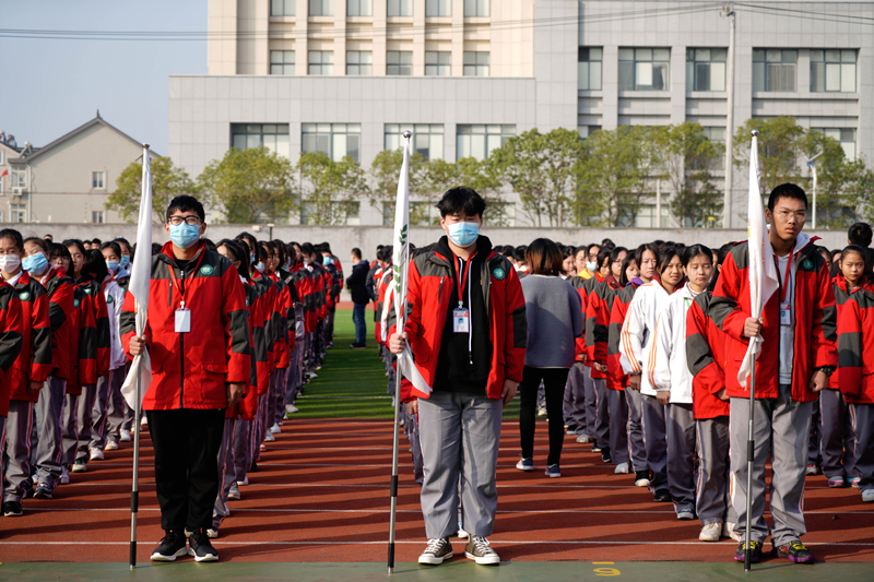 这所年轻学校的“教育奇迹”引来百余位教育同仁观摩学习