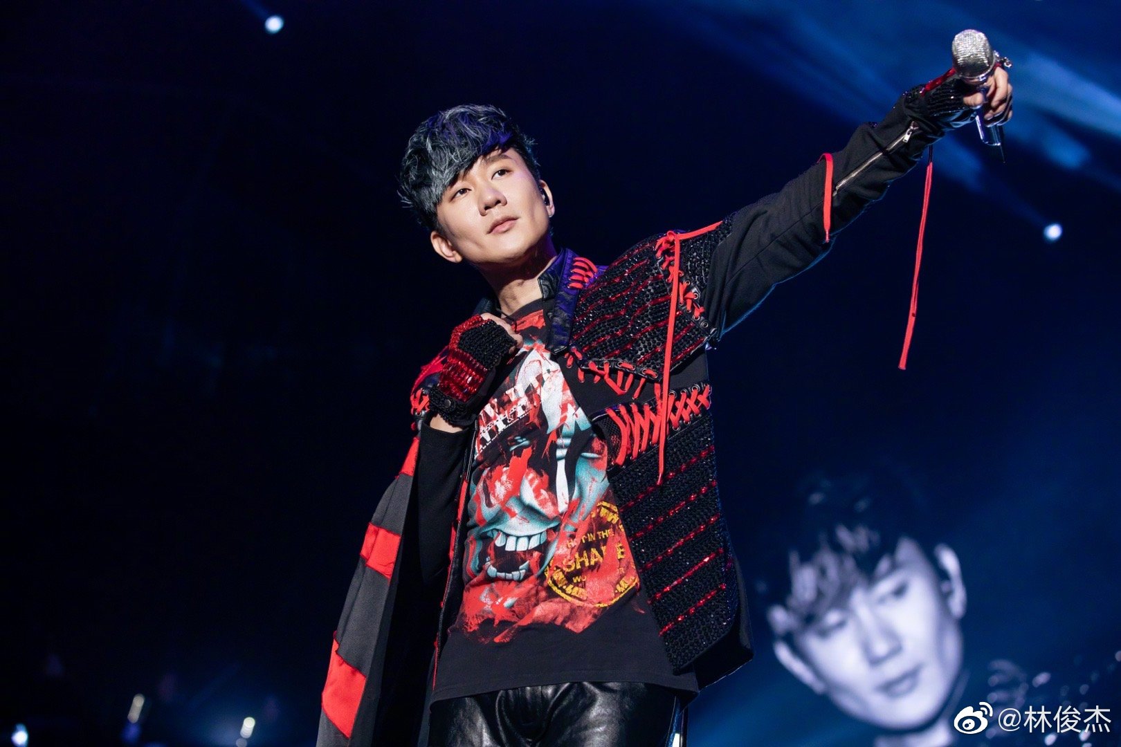 一句话就能成名的网红,一句话爆红的明星