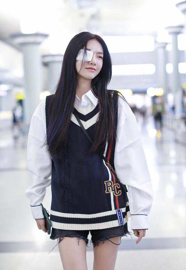 马甲怎样穿好看,江疏影金智妮衣服