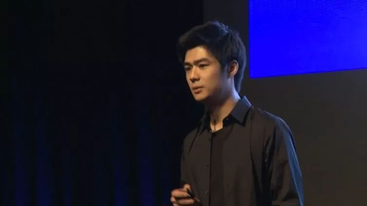 罗永浩锤子六周年,罗永浩重回锤子