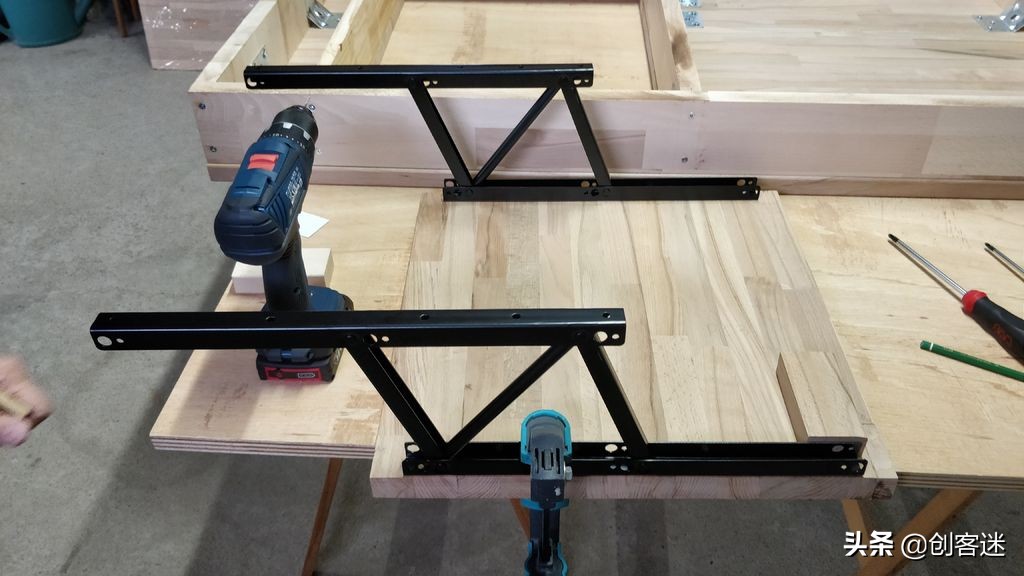 自己动手做一个节省空间的电脑桌,自制内藏电脑桌最全教程