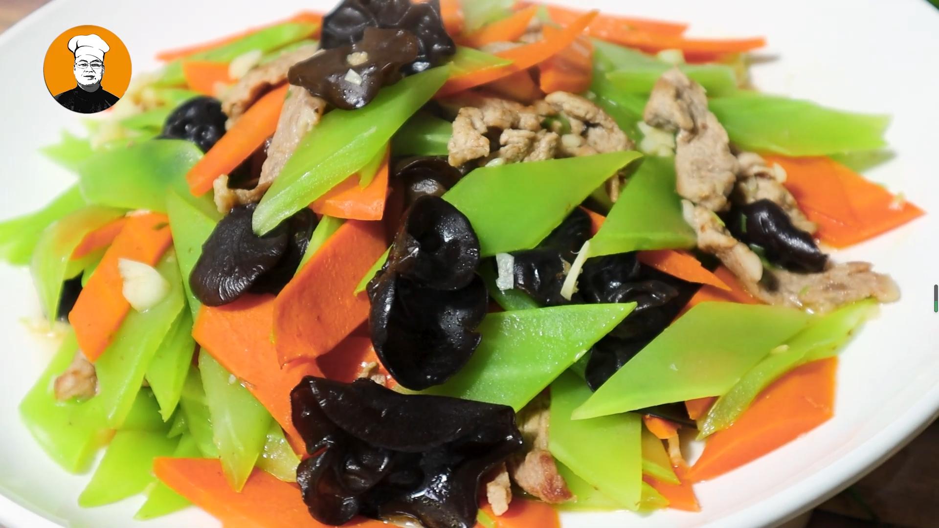 如何炒莴笋又好吃又好看,莴笋这样炒才能炒出饭店的味道