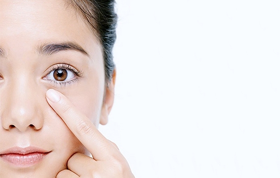 50岁平价保湿眼霜,平价眼霜抗皱去细纹