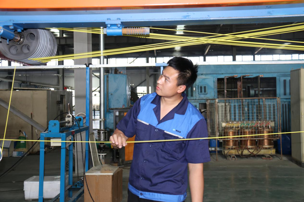 爱岗敬业在平凡的岗位上,敬业才能在平凡中发光