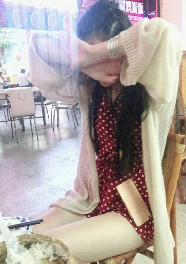 身材配不上脸,脸配不上身材是什么体验