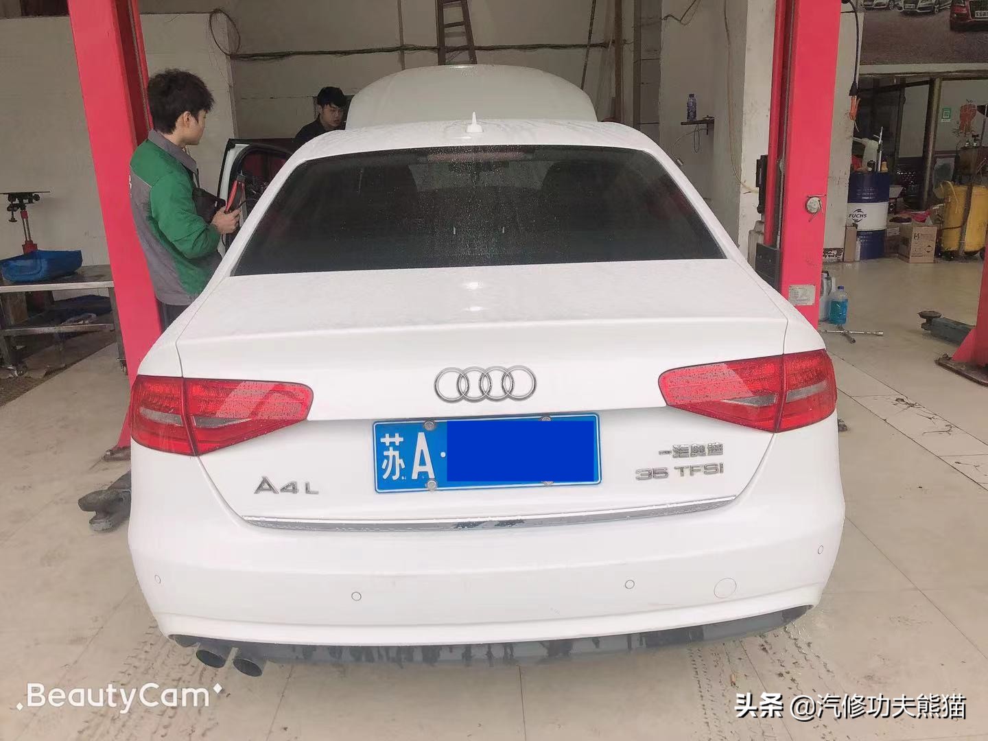 2013款奥迪a4l烧机油怎么解决,奥迪a4l突然全车无电是什么原因