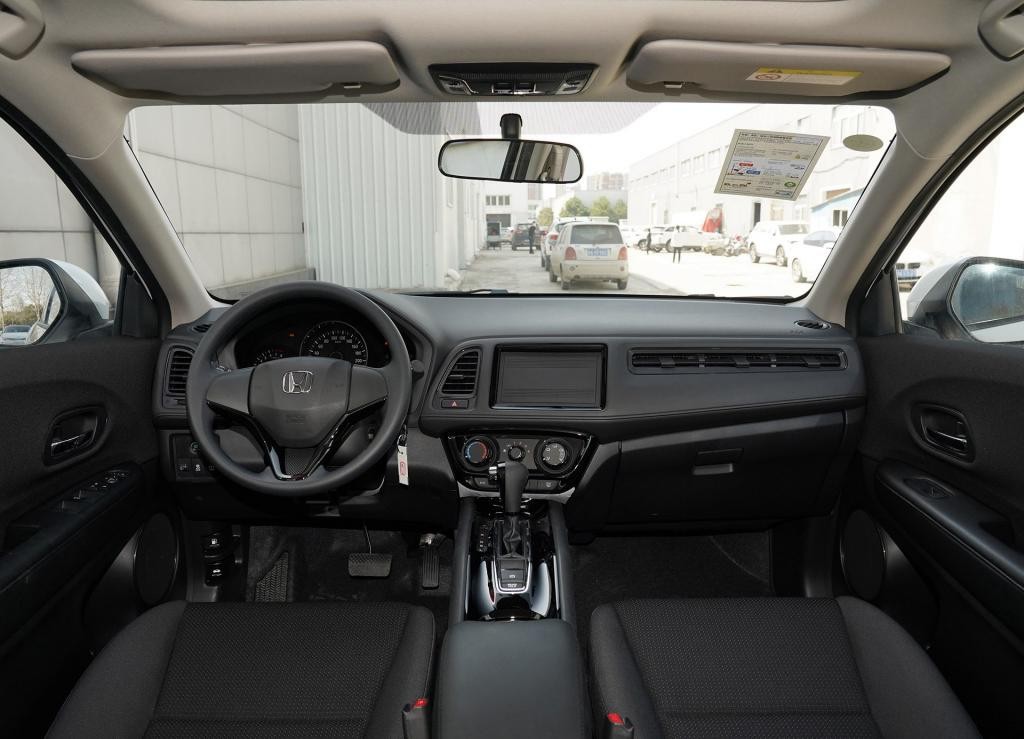 小型suv排行榜前十名缤智,本田缤智15年15万km二手值多少钱