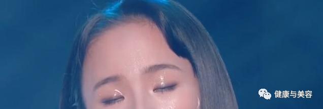 明日之子孟美岐搭配,明日之子孟美岐皮裤