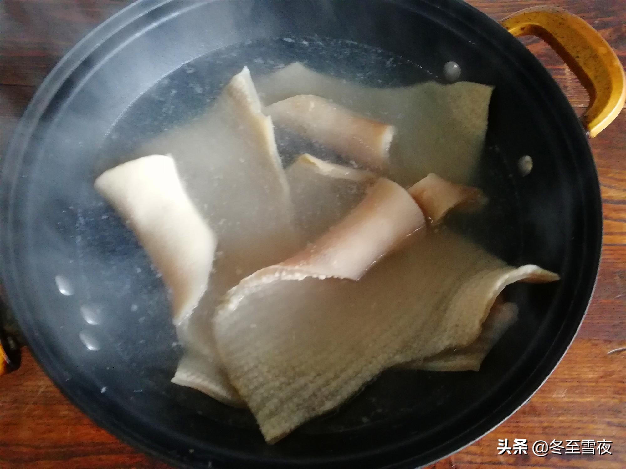 怎么把皮冻熬成透明的,如何做皮冻好吃又简单窍门